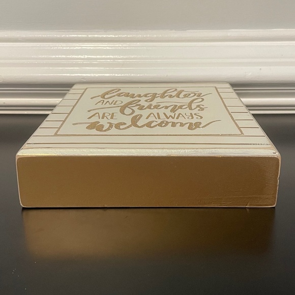 5 for $20: Francesca's sparkly decor sign - Picture 10 of 13